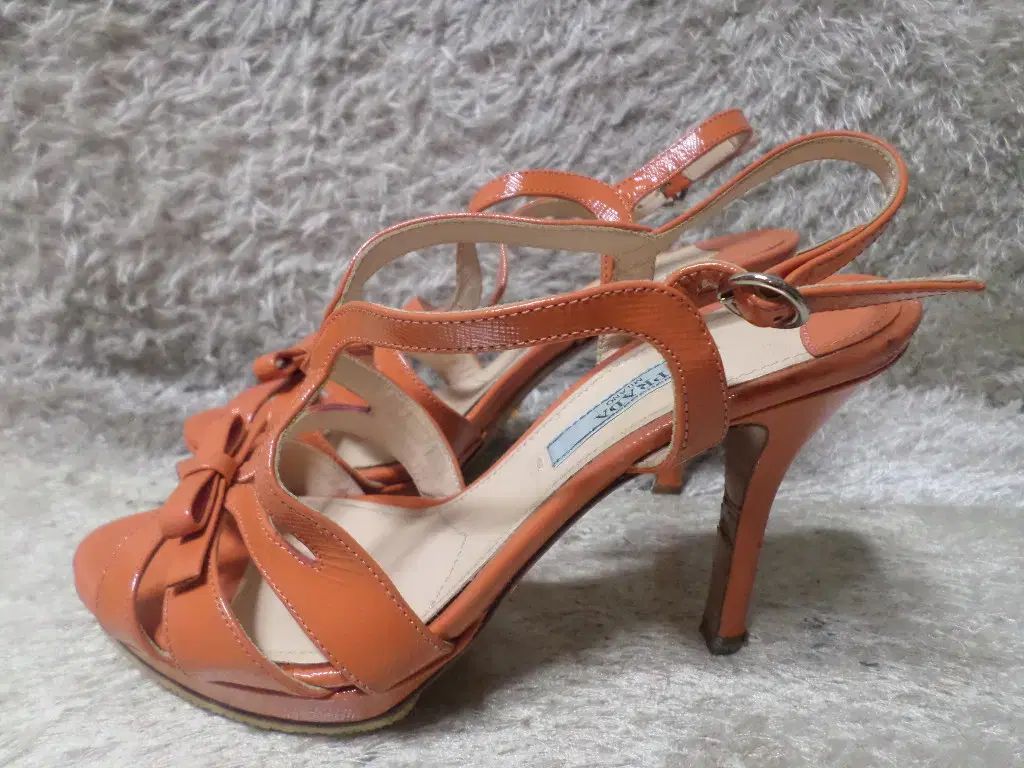 230 PRADA プラダ サンダル オレンジ ピンヒール ヒール10 中古 靴