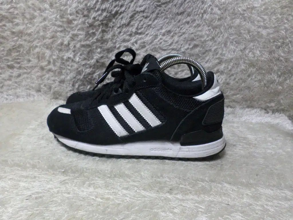 黒　スニーカー adidas（アディダス） スニーカー ZX 8000 GTX ゴルフ「adidas Golf