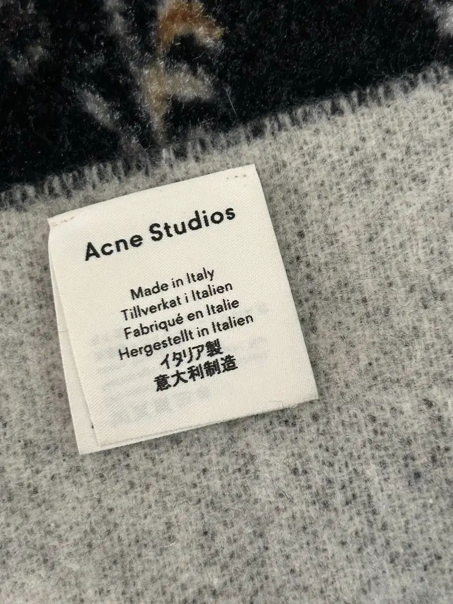  Acne Studios アクネストゥディオズ ロゴ ジャカード マフラー ブラック マフラー 小物