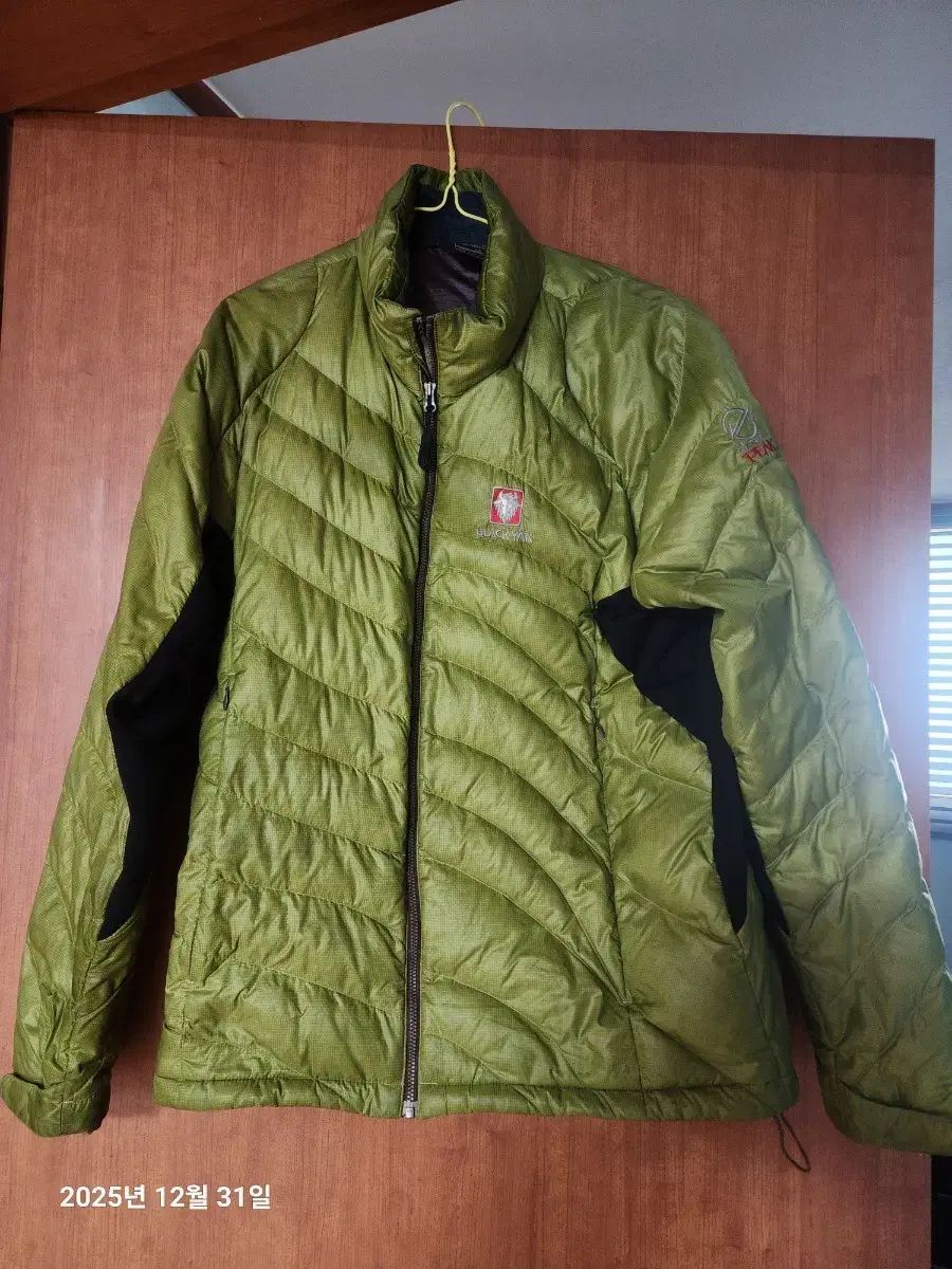 ブラックヤク 軽量 ダウン アウター グリーン