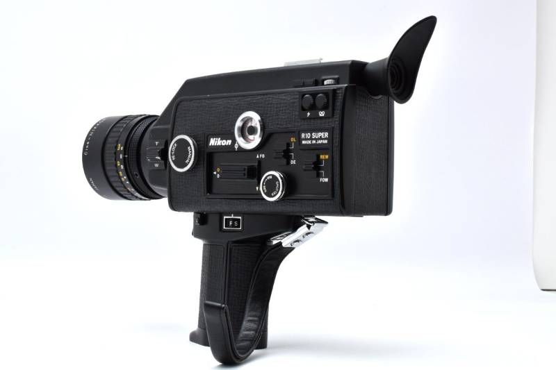 現状品】Nikon ニコン R10 SUPER 8mmカメラ #3915-1 - メルカリ