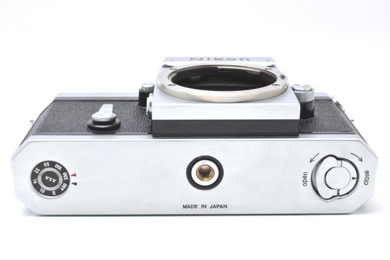 実用品】Nikon ニコン F アイレベル シルバー ボディ フィルム一眼