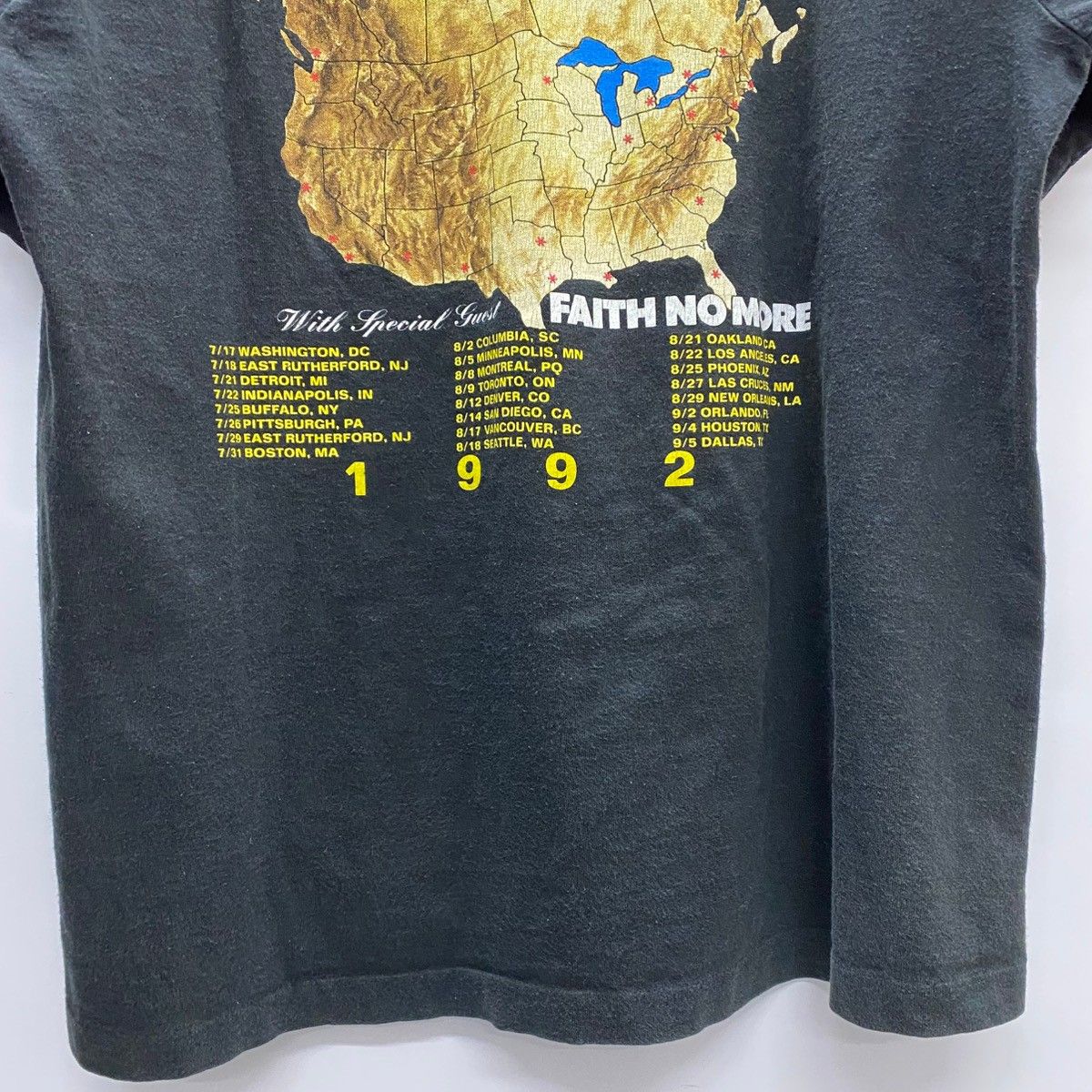 希少 90s ビンテージ Guns N' Roses メタリカ 411P▲ Vintage([ガッキ]ビンテージ) / 90s/GUNS N ROSES×METALLICA/バンドT