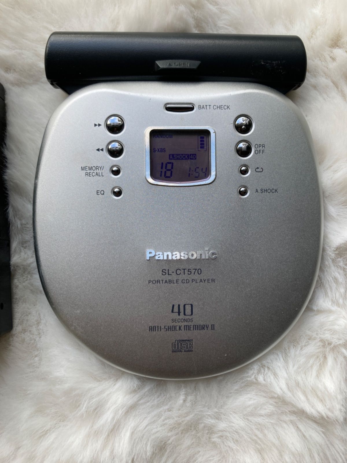 ポータブルオーディオ機器 2点セット ・Panasonic SL-CT570 ポータブル