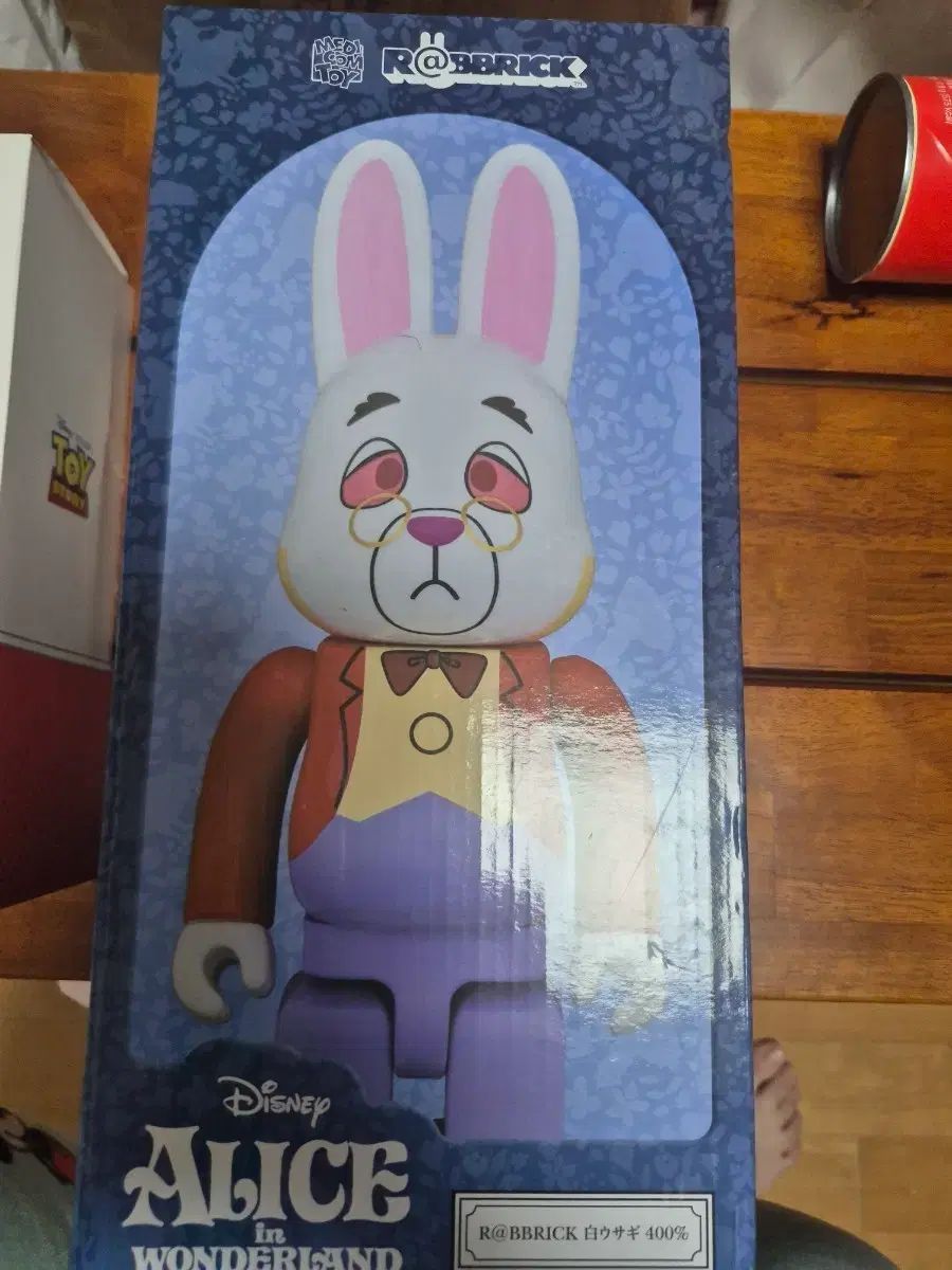 BE RBRICK ベアブリック アリス 白 うさぎ 400