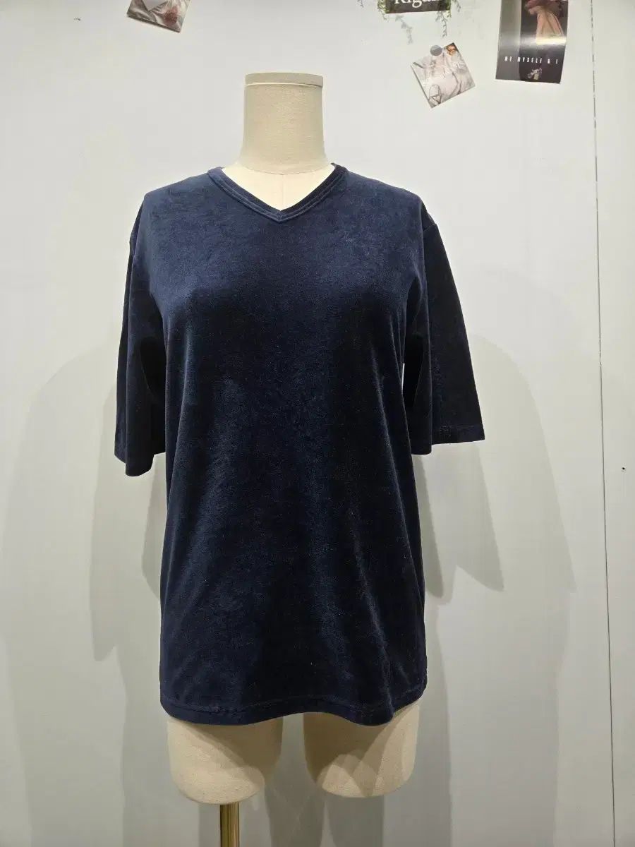 Ermenegildo Zegna エルメネジルド ゼニア ツアーベルベット Vネック 半袖 Tシャツ ネイビー