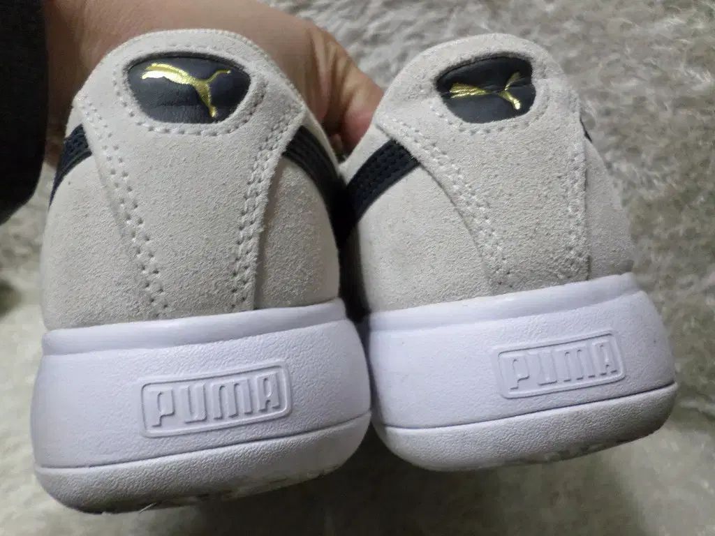 プーマ“分厚いプラットフォームソール”の新「スウェード