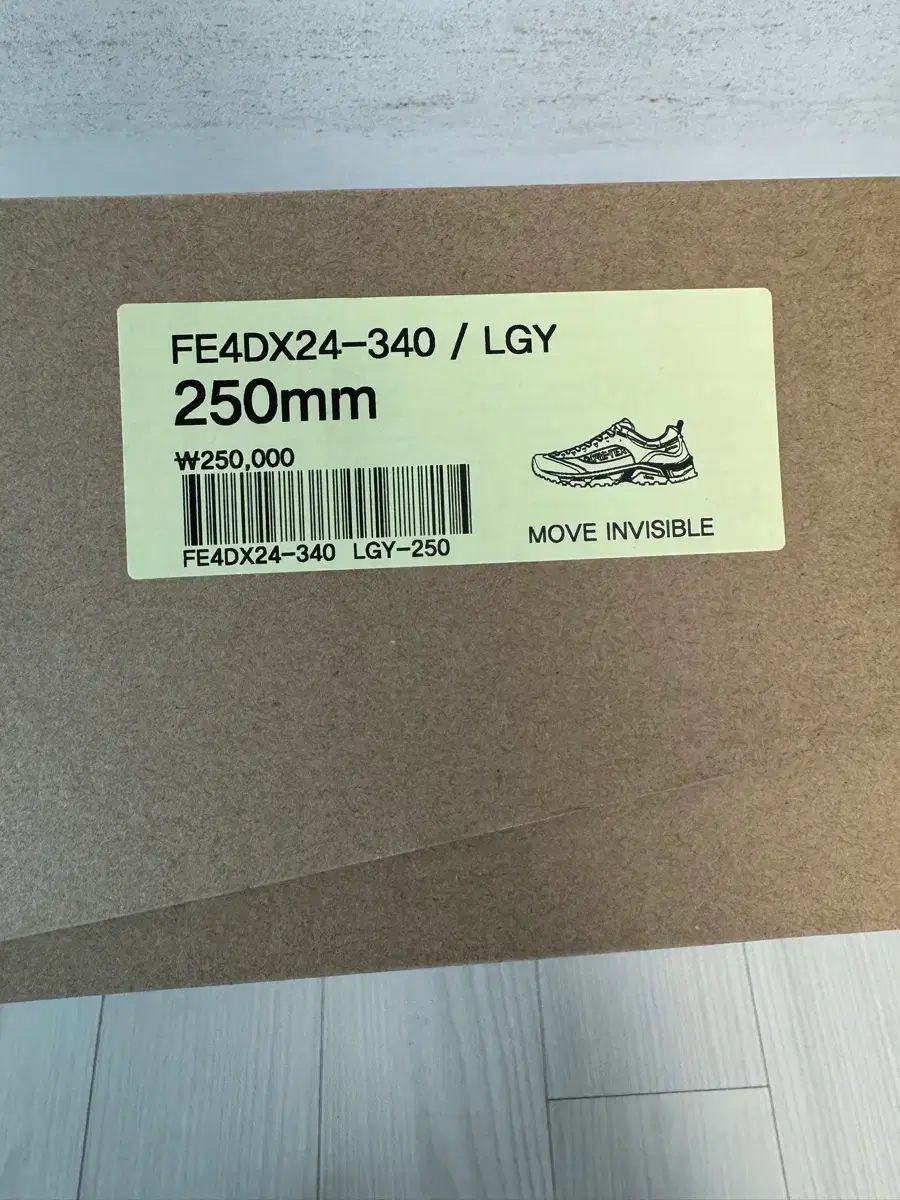 ユニセックス ハイキングシューズ