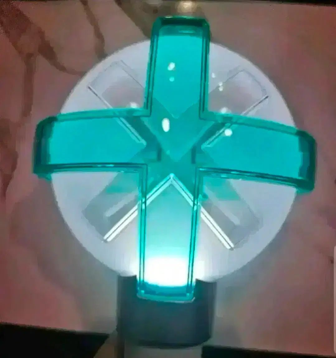 新品) TOMORROW X TOGETHER(TXT) ペンライト Ver 2 + トレカ セット