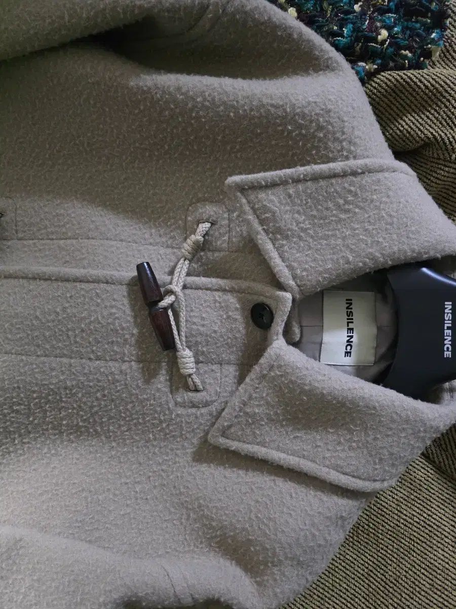 INSILENCE インサイレンス インテスプラ テクスチャード ウール ダッフルコート L