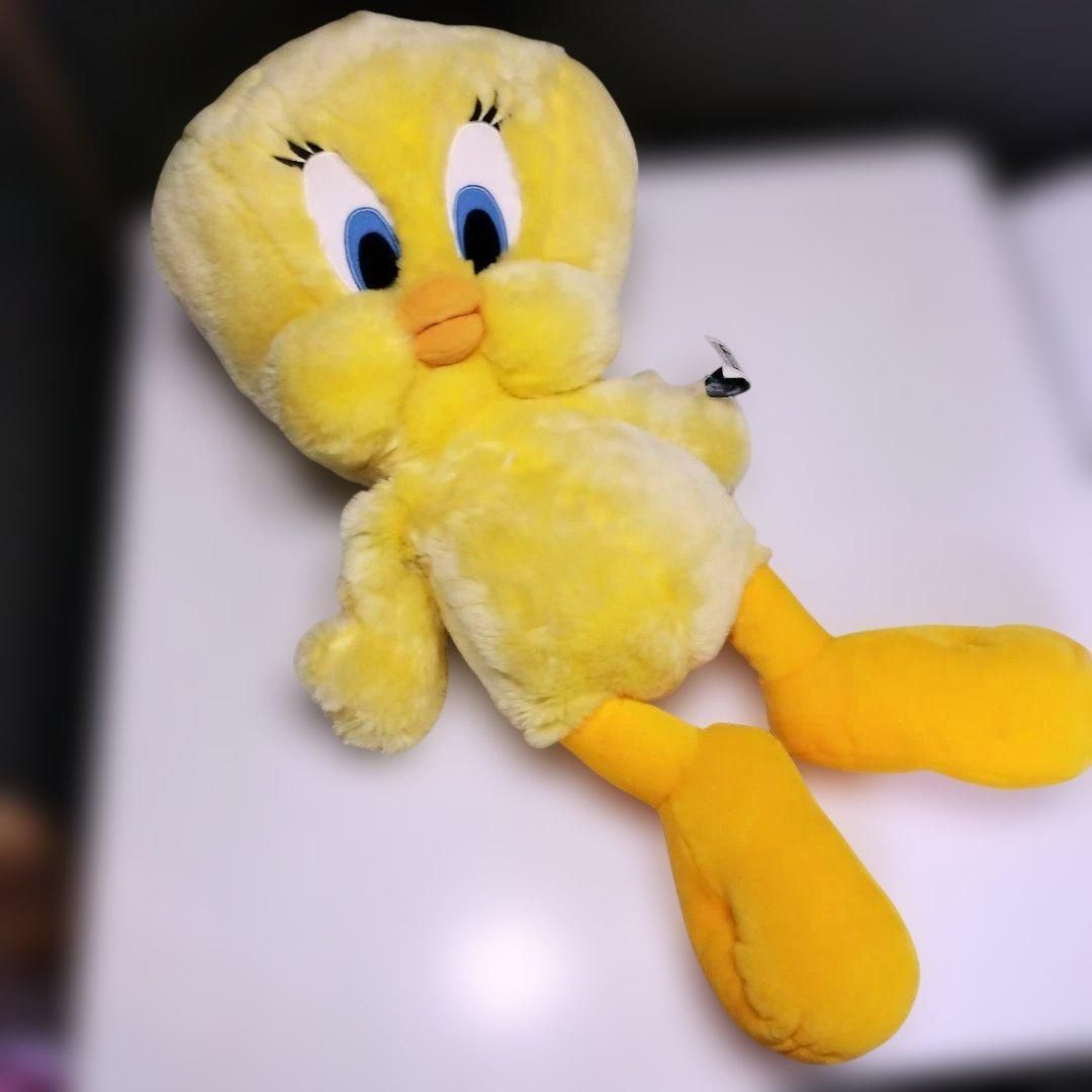 ワーナーブラザーズ　ストアー　トゥイーティー　特大ぬいぐるみ 　約60cm　希少 ワーナーブラザーズ ストアー トゥイーティー 特大ぬいぐるみ 約60cm