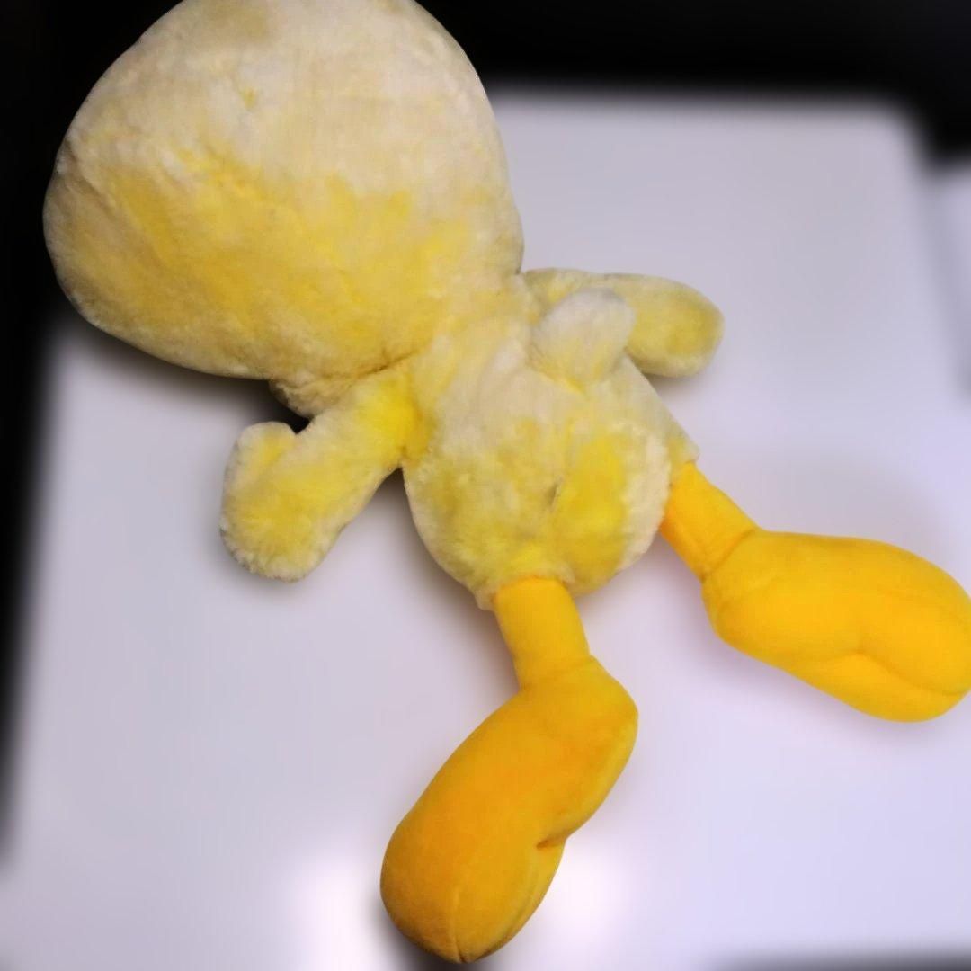 ワーナーブラザーズ　ストアー　トゥイーティー　特大ぬいぐるみ 　約60cm　希少 ワーナーブラザーズ ストアー トゥイーティー 特大ぬいぐるみ 約60cm