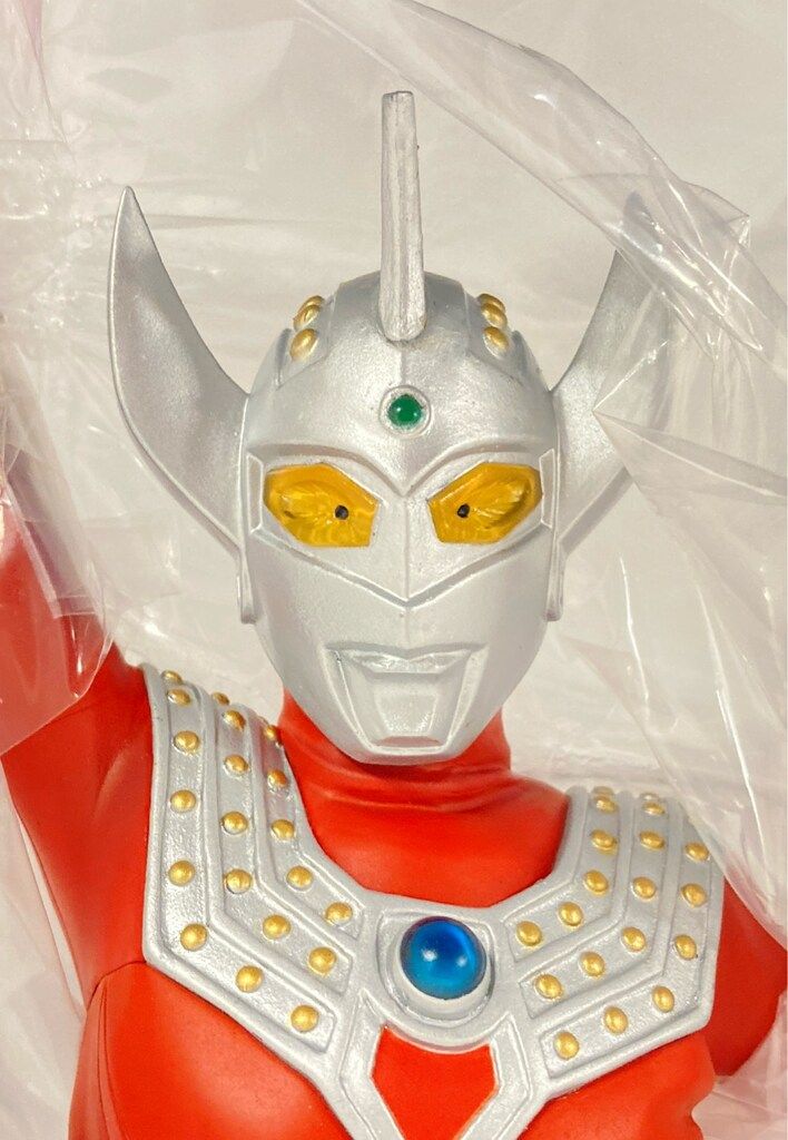 ウルトラマンタロウ 登場ポーズ