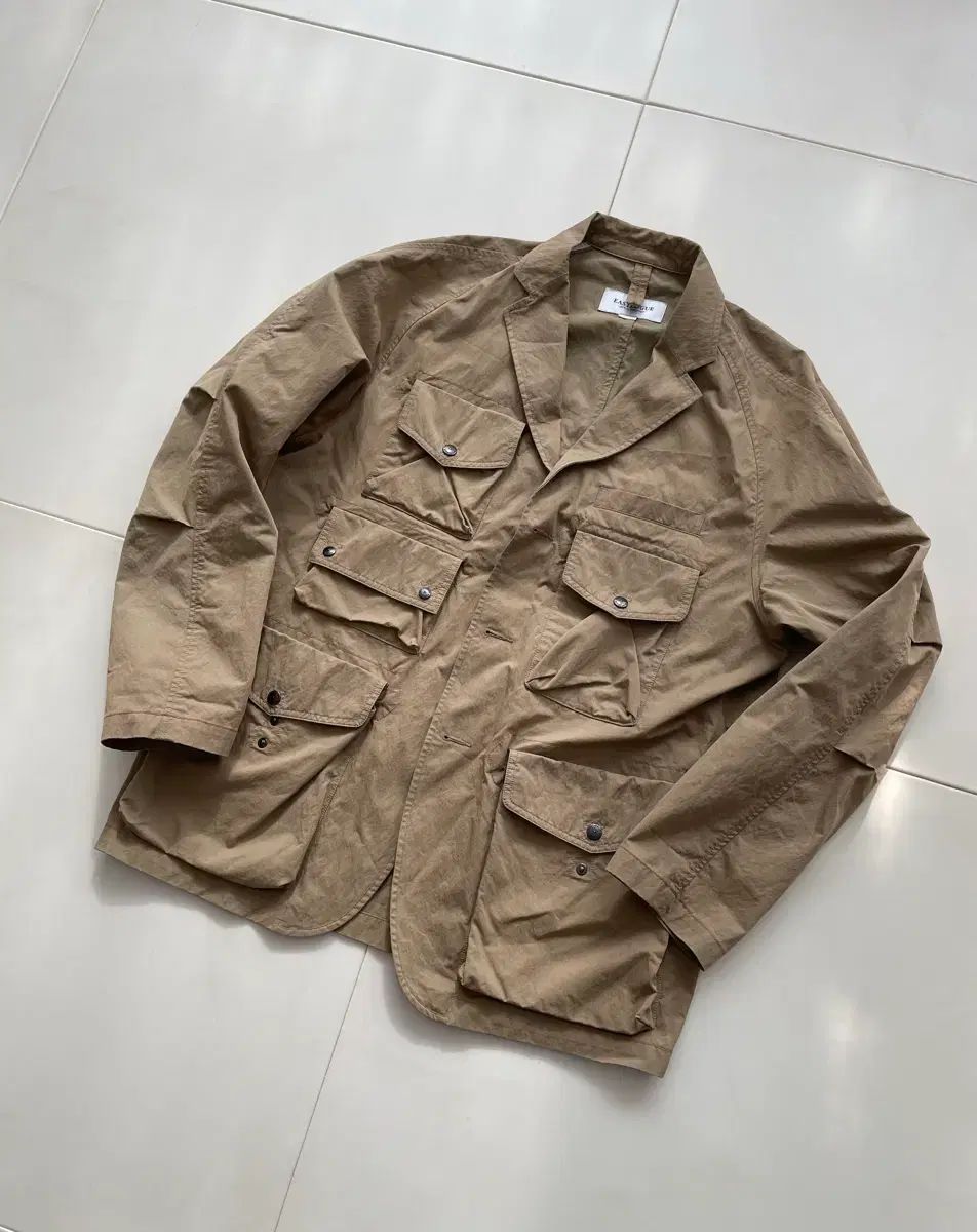 EASTLOGUE イーストローグ トレッキング ジャケット L ベージュ