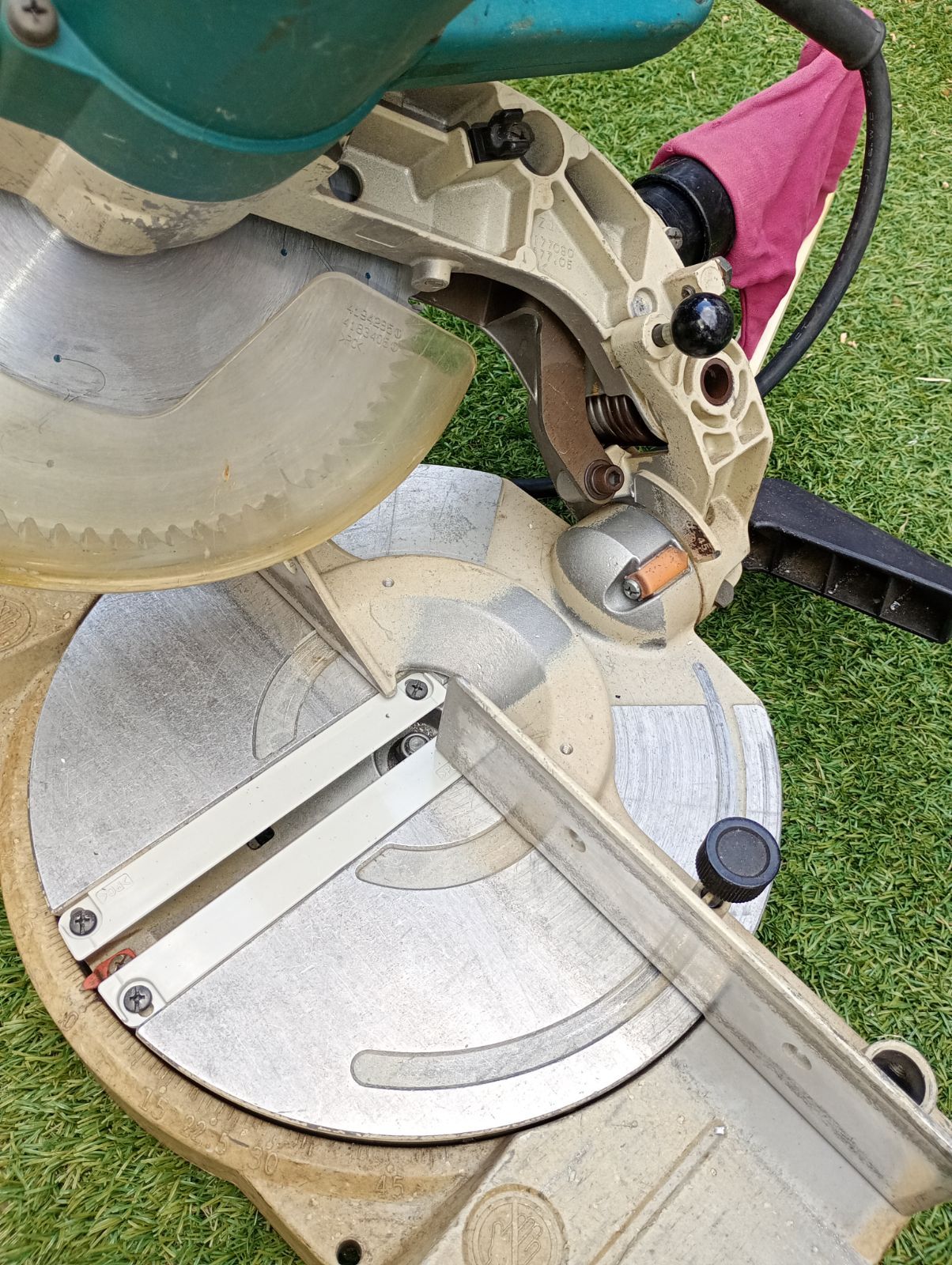 卓上マルノコ レーザー付