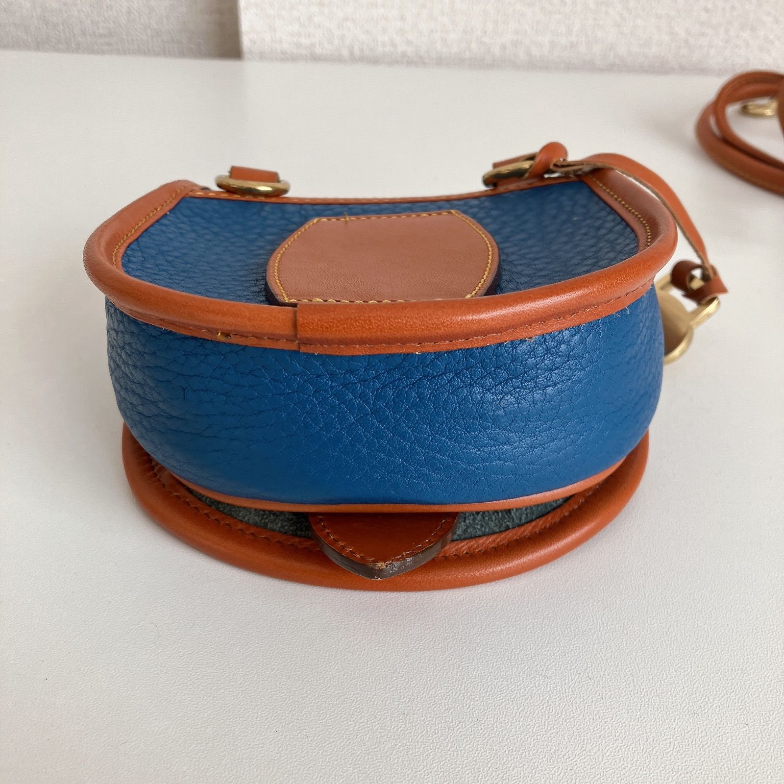 希少 DOONEY&BOURKE USA製 ヴィンテージ　ミニショルダーバッグ USA製ドゥーニーアンドバーク DOONEY&BOURKE ミニショルダーバッグ