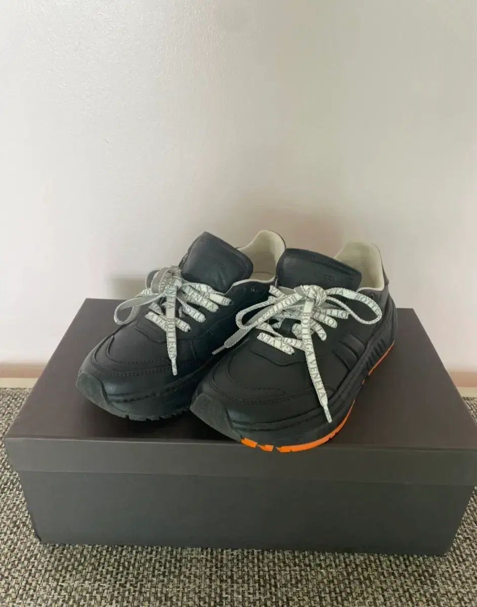 ボッテガ ヴェネタ スピード スニーカー ブラック