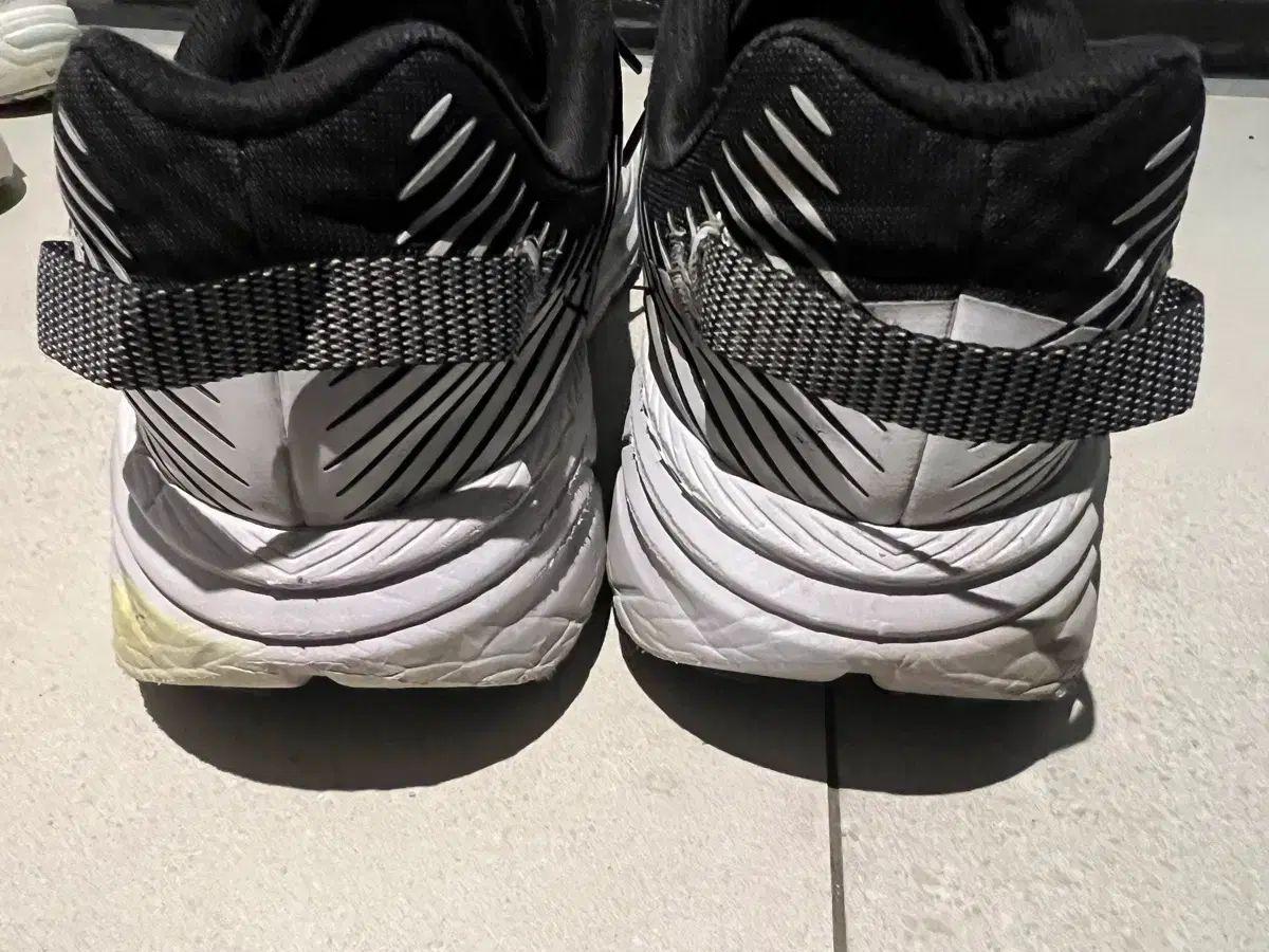 HOKA ONE リング2 270