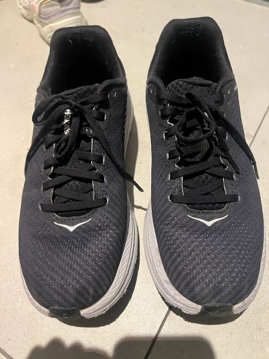  HOKA ONE リング2 270 その他 靴