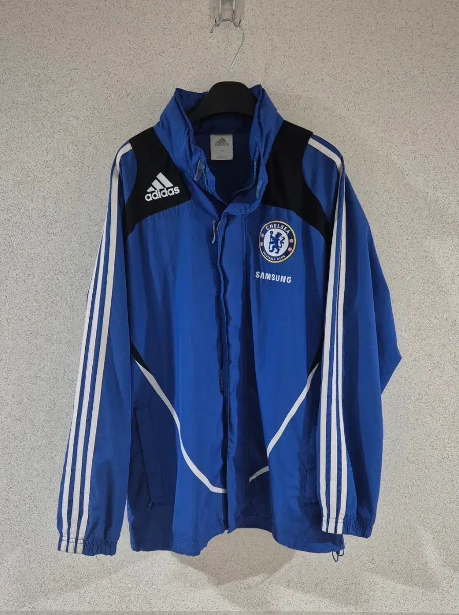 adidas チェルシー ウィンドブレーカー - メルカリ