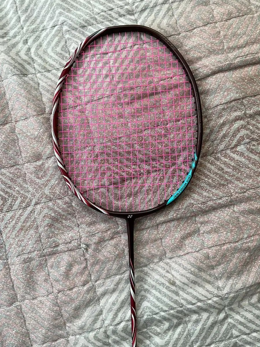 【中古】ASTROX 100zz クレナイ ASTROX 100 ZZ クレナイ アストロクス ヨネックス astrox-100-zz