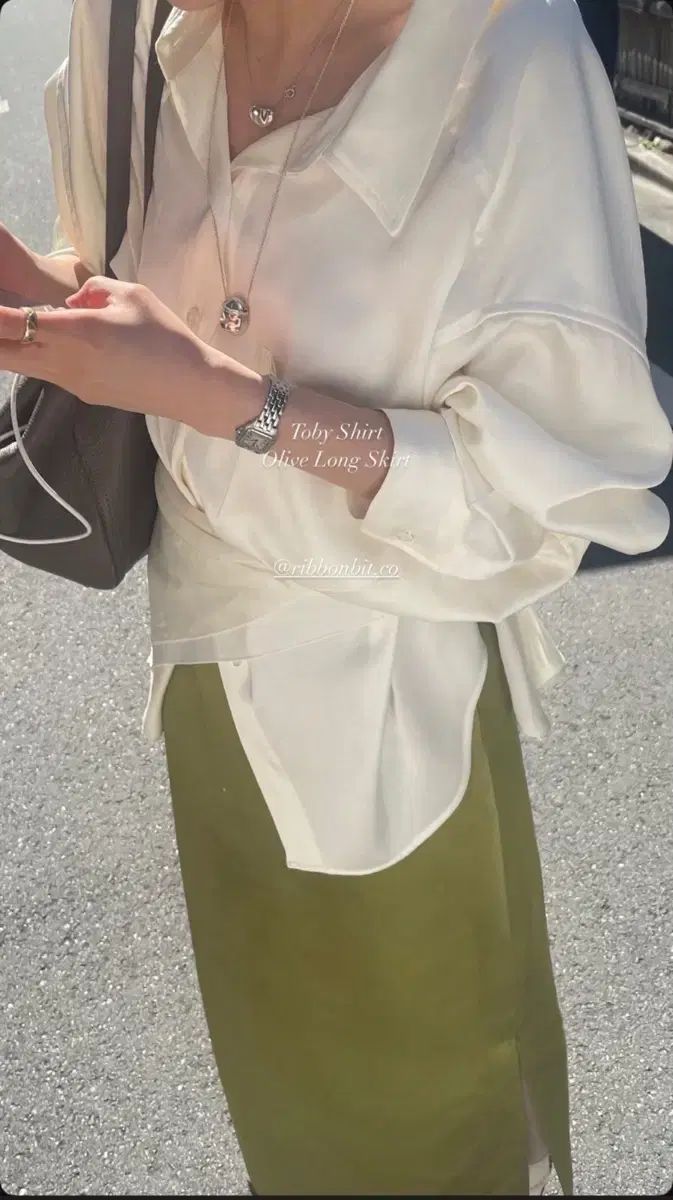 リーリボン빛 Toby Shirt