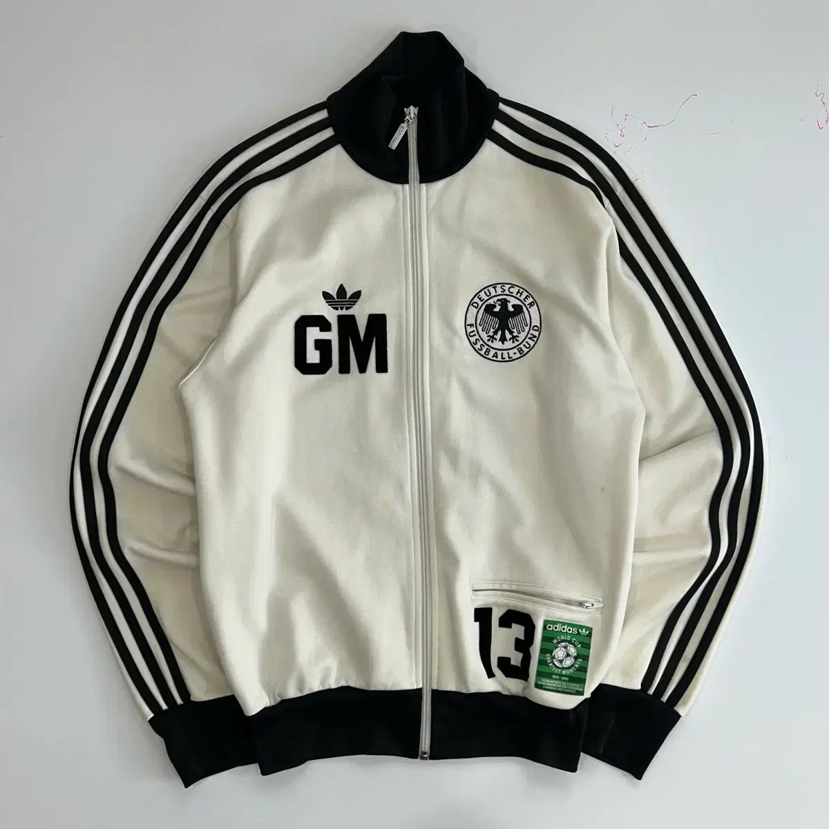 アディダス ドイツ ゲルト・ミュラー レトロ トラックジャージ - メルカリ