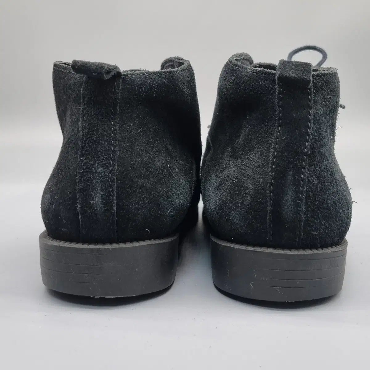 ブラック スウェード