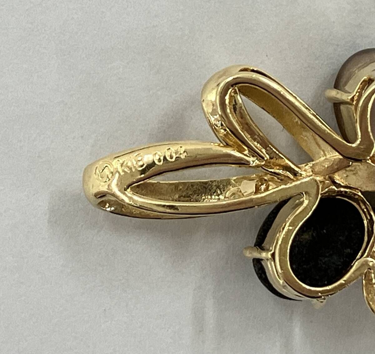 K18 ダイヤ0.04ct 6.1g ペンダントトップ 18金 カラーストーン - メルカリ