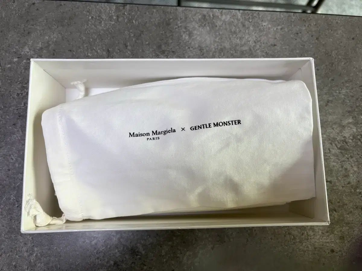  ジェントルモンスター メゾンマルジェラ 112 サングラス 小物