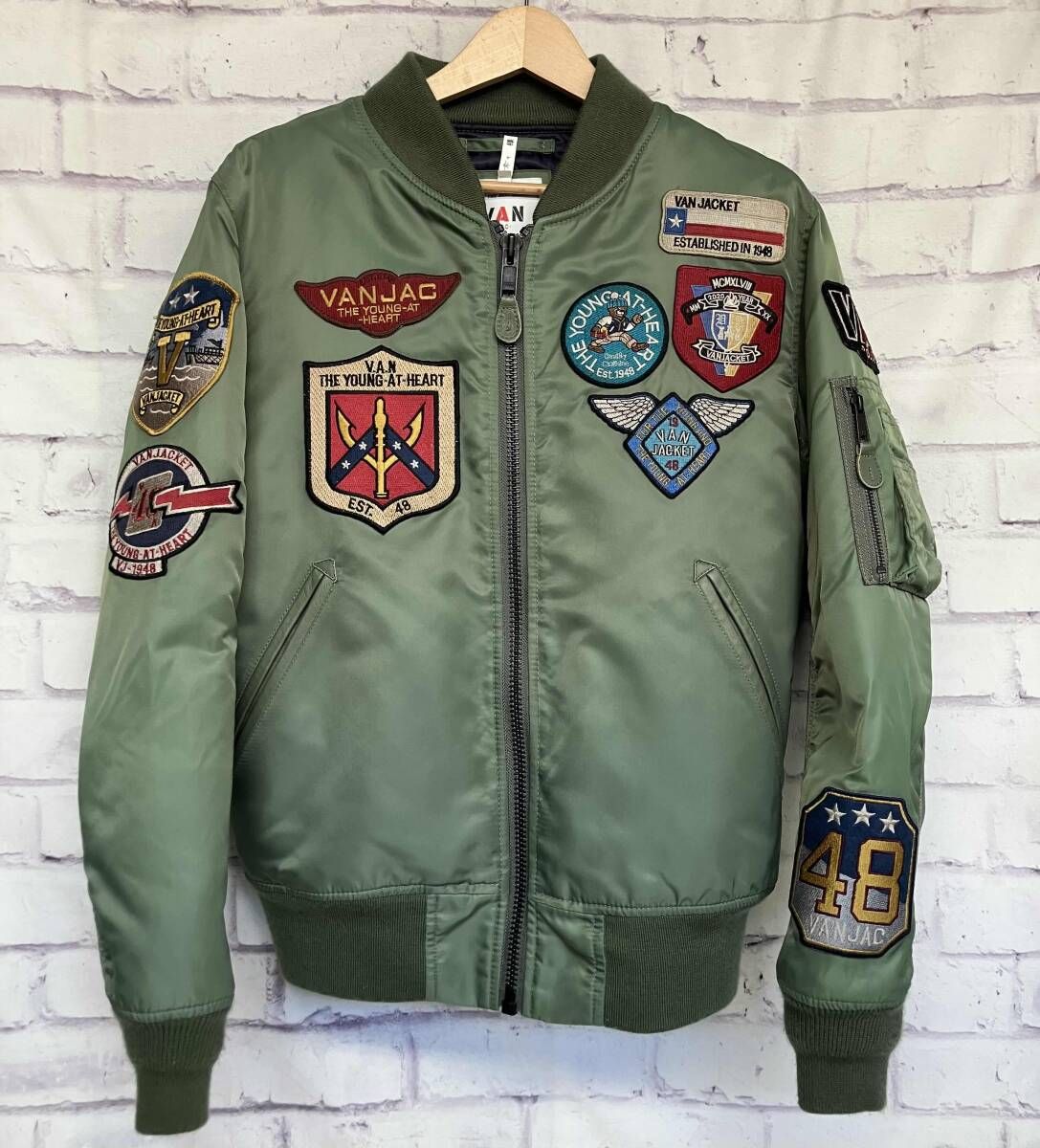 VAN JAC ヴァンジャケット　VL-20231 中綿ナイロンジャケット VAN JAC ヴァンジャケット JC-10517 プレミアムMA-1 フライト