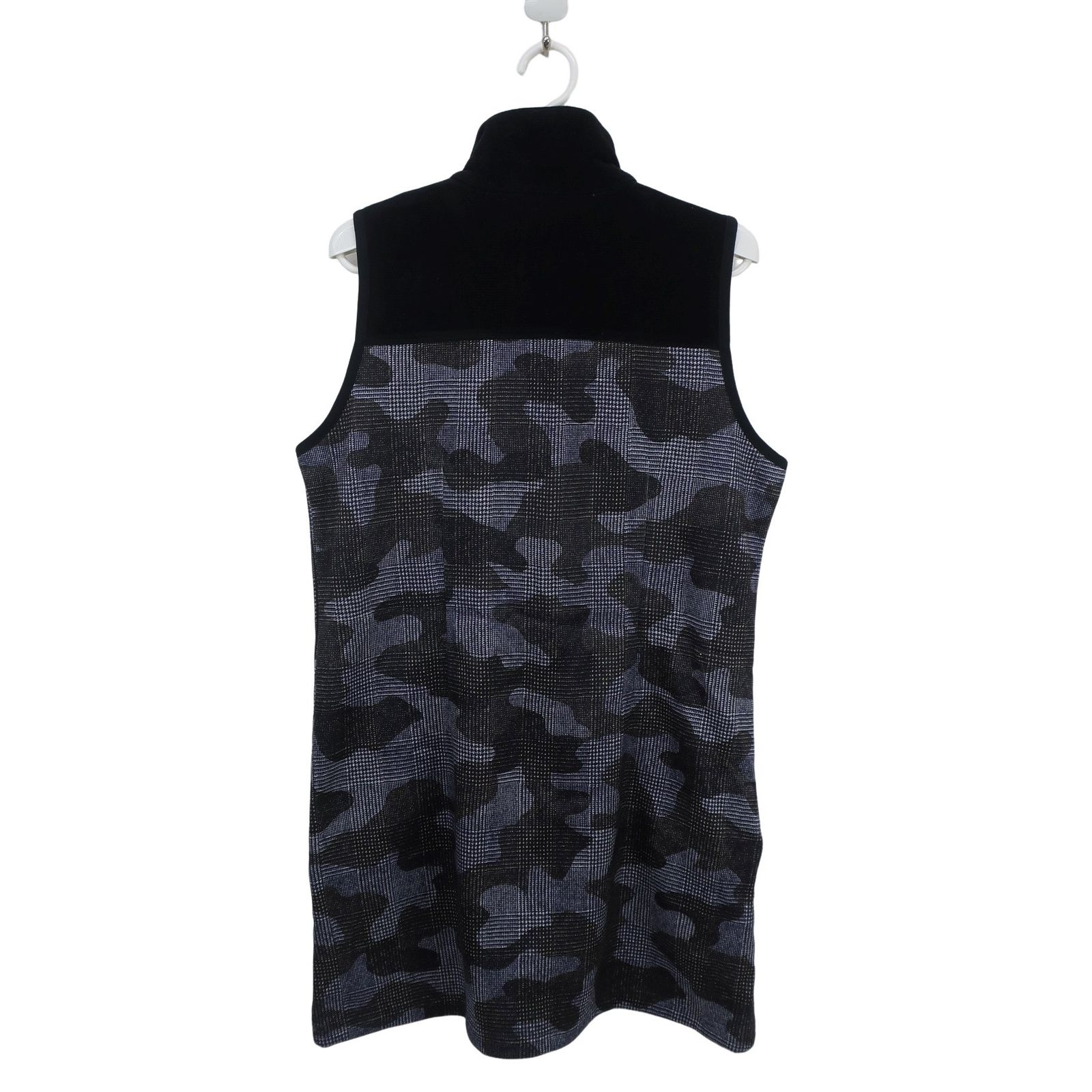 美品】Kolwin(コルウィン) ノースリーブワンピース 黒青系総柄