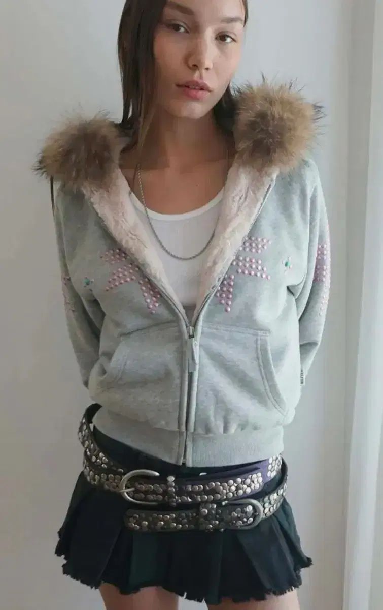 スカルプター ファー トリミング フーディー ジップアップ M