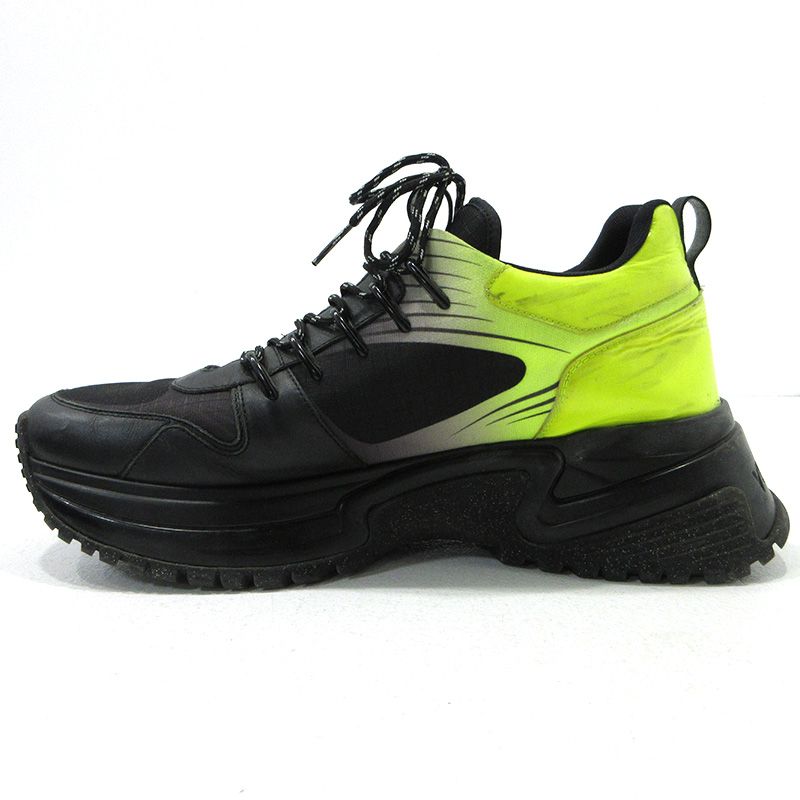 ランウェイパルスライン 1