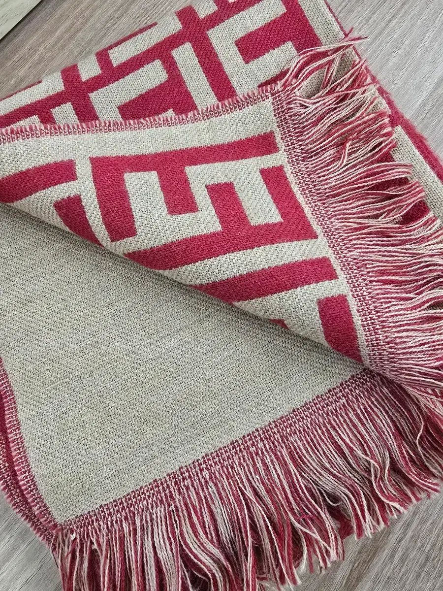 イタリー FENDI フェンディ ウール マフラー 店頭版 100万円台