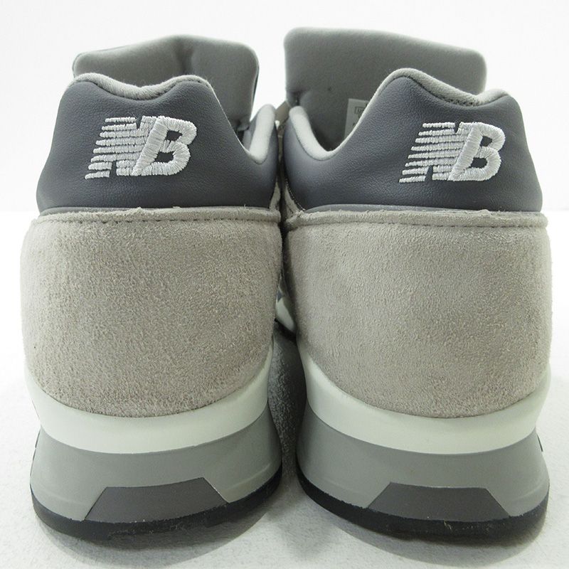 スニーカー made