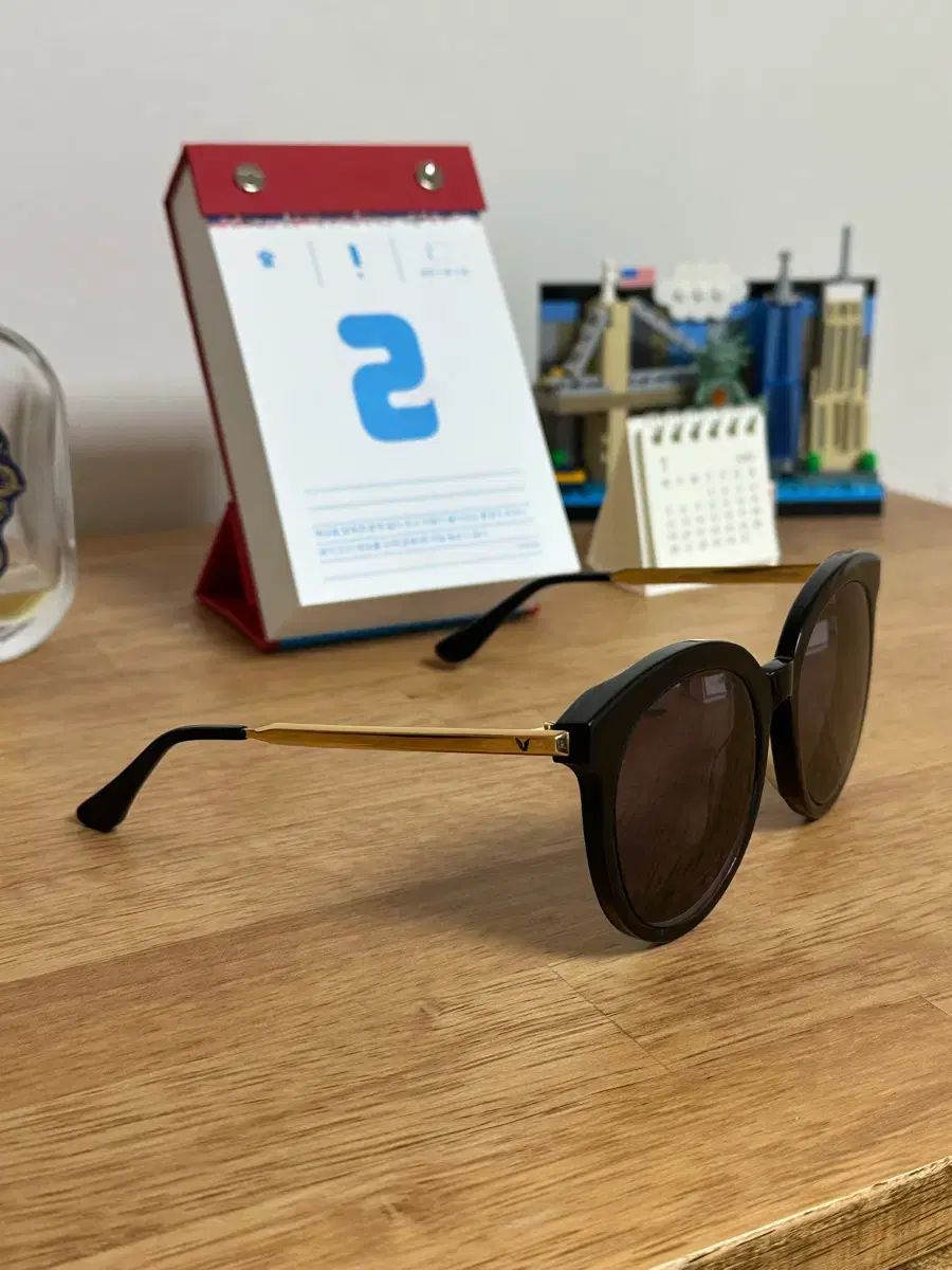 GENTLE MONSTER ジェントルモンスター ラブ썸 ブラック