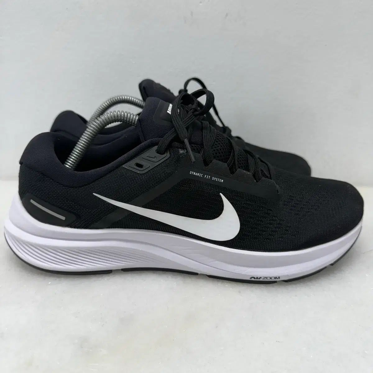 24 ランニングシューズ