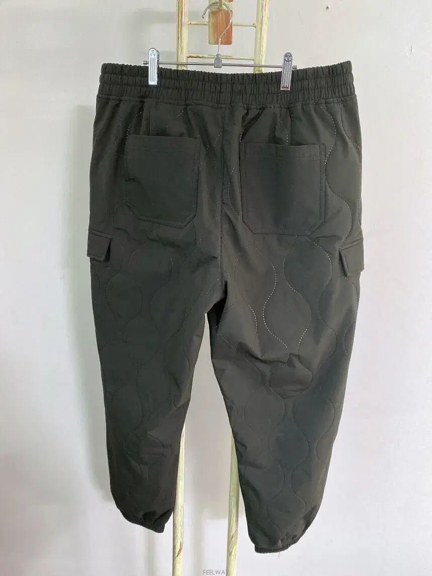 フェルティクスメンズダウン起毛ウエストゴムカーゴジョガーパンツ