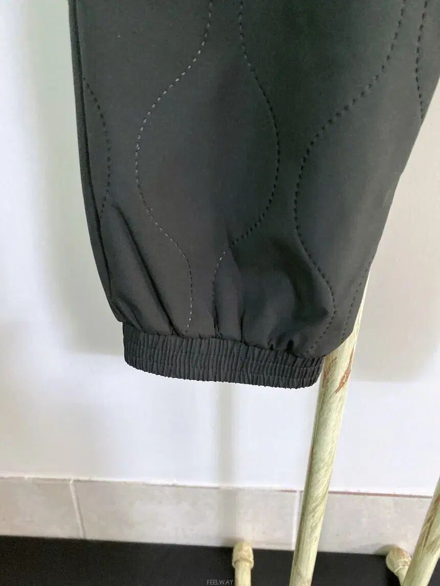 34インチ フェルティクスメンズダウン起毛ウエストゴムカーゴジョガーパンツ