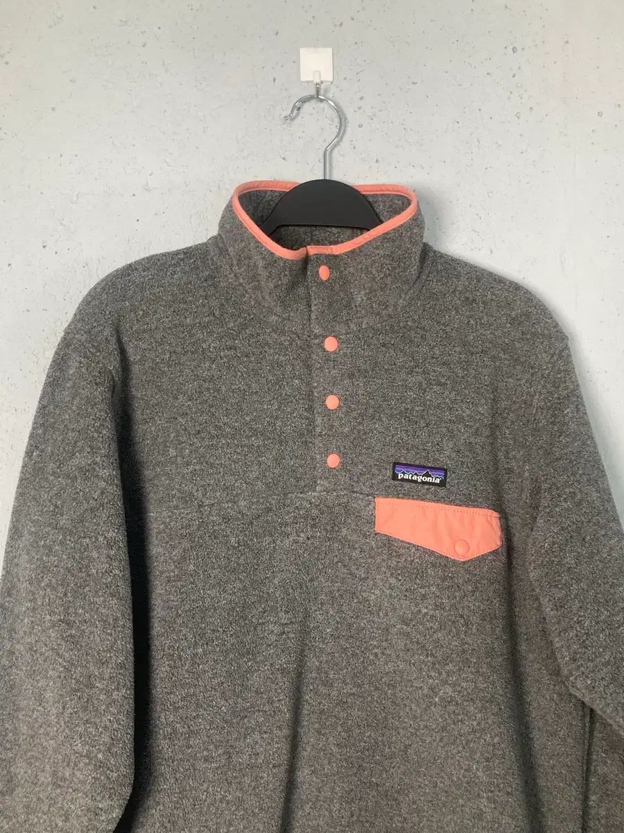 パタゴニア Synchilla シンチラ ニッケル ギターピック ピンク L