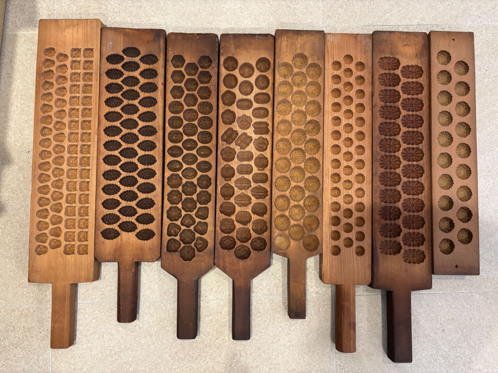 和菓子 木型 32点 まとめ売り 木製 菓子型 花柄 扇 野球ボール 伝統工芸 古道具