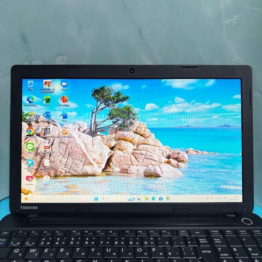 美品】爆速SSD✨windows11 薄型ノートPC✨オフィス カメラ 東芝 - メルカリ
