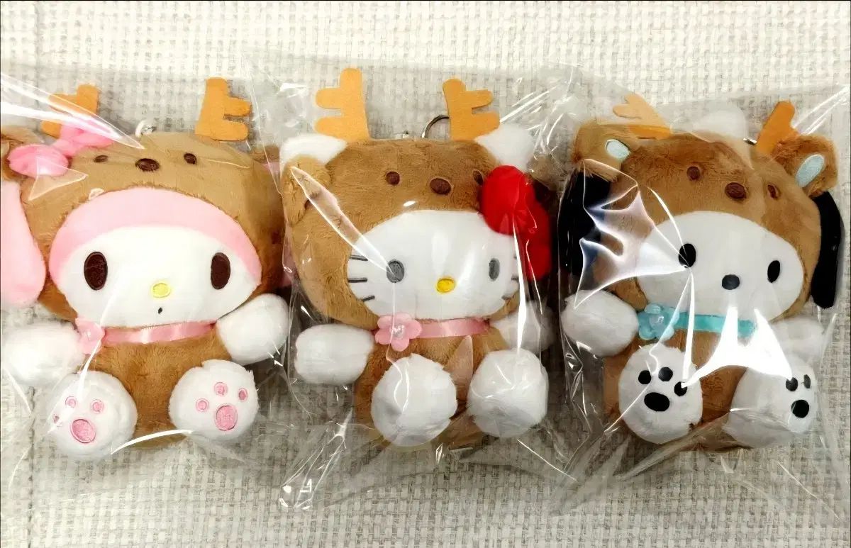 Sanrio トナカイ ぬいぐるみ バッグホルダー キーホルダー 13cm 出品