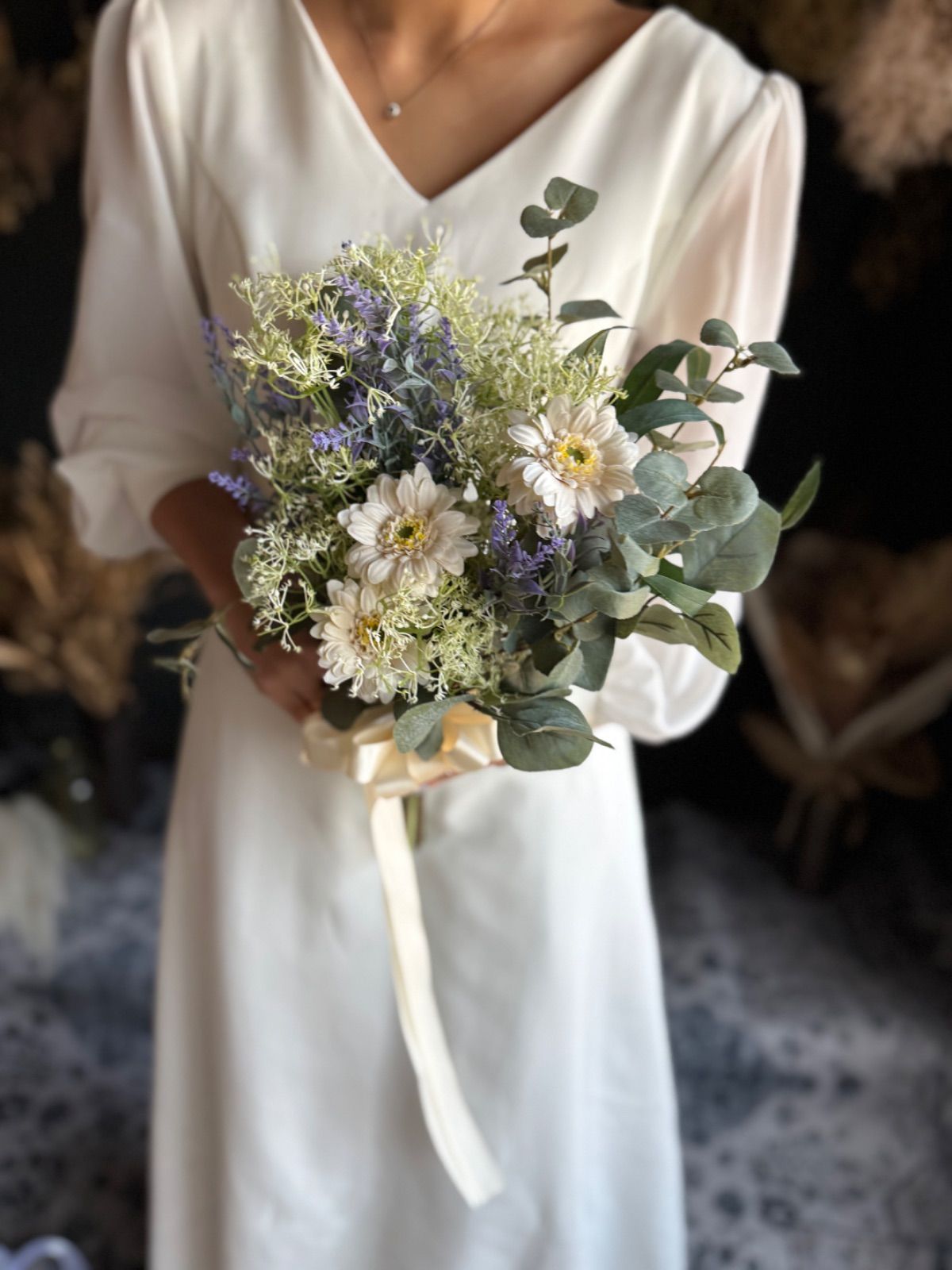 グリーンナチュラルなクラッチブーケ