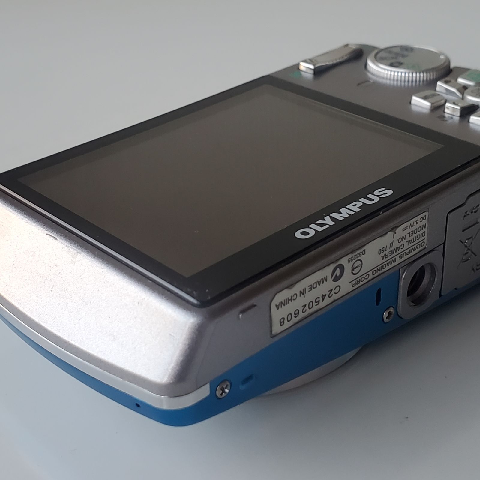 美品 通電・基本動作確認 オリンパス OLYMPUS μ750 mju750 ミュー750 