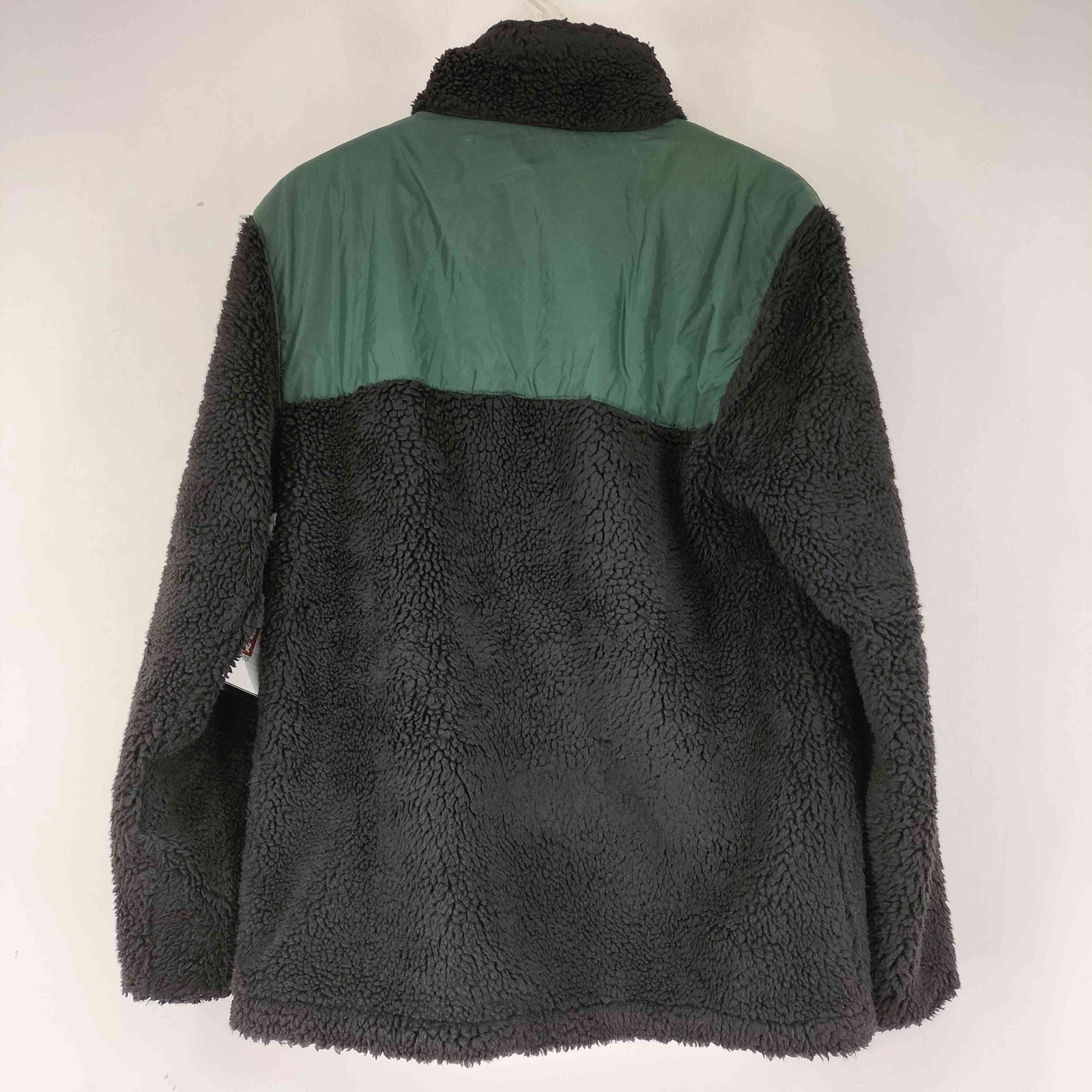 VANS(バンズ) ドローコード付襟袖リブ切替中綿ジャケット メンズ  M【中古】【ブランド古着バズストア】 バンズ VANS ナイロン切り替え フリースジャケット メンズ import：M