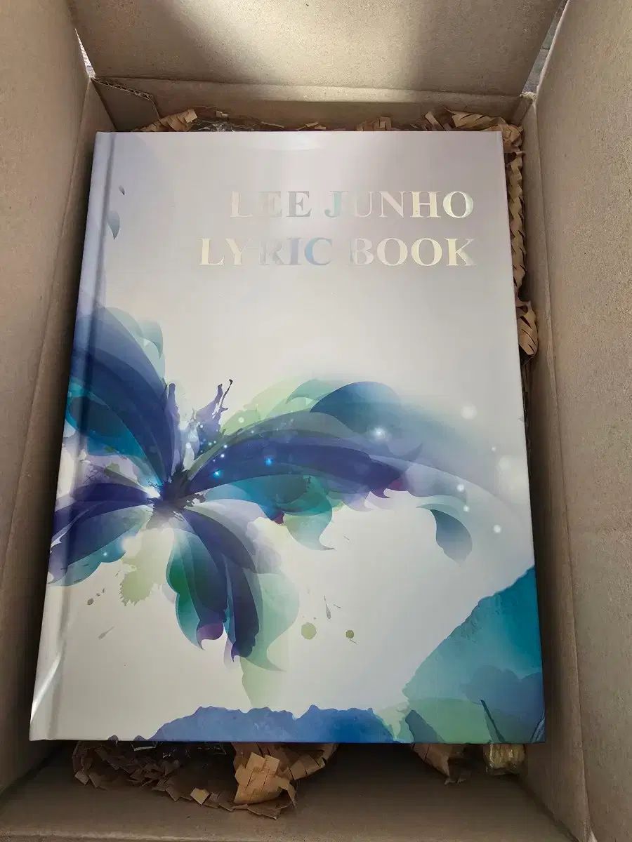 イ ジュノ LEE JUNHO 歌詞集