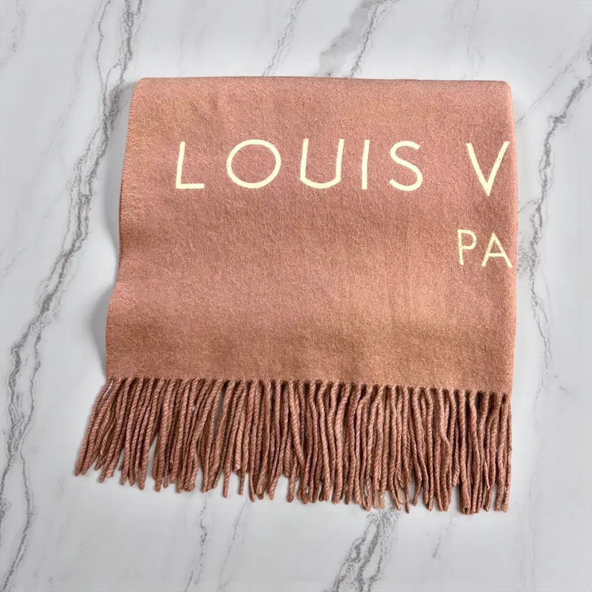 ジャイアント マフラー