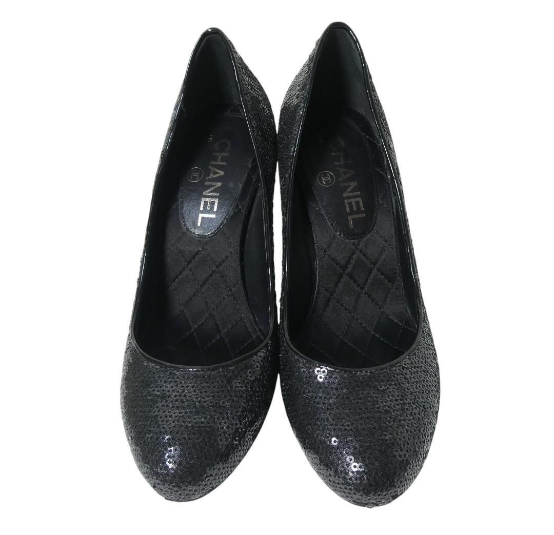 CHANEL シャネル パンプス ココマーク 黒 25cm 中古・古着通販】CHANEL (シャネル) ヒールココマークパンプス